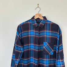 Load image into Gallery viewer, Rails Jackson Button Down Shirt Black/Azure S
