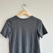 Load image into Gallery viewer, Lululemon Om Short Sleeve Tee Micro Stripe Black White 4
