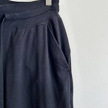 Load image into Gallery viewer, Lululemon Ready To Rulu Pant Black 4 $108
