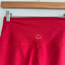 Load image into Gallery viewer, Beyond Yoga Spacedye Caught In The Midi High Rise Leggings Chili Red Heather L
