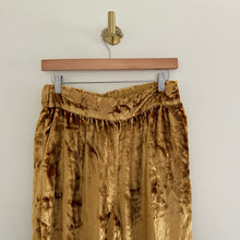 Load image into Gallery viewer, Anthropologie Maeve Anastacia Velvet Pull On High Rise Wide Leg Pants Gold XS
