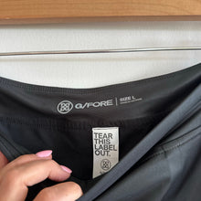 Load image into Gallery viewer, G/Fore Effortless Mid Rise Side Zip Activewear Golf Skort Black L NWT
