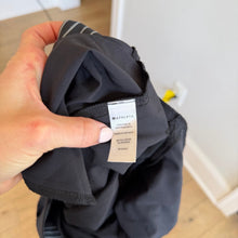 Load image into Gallery viewer, Athleta Tribeca Wide Elastic Waistband Cropped Wide Leg Pant Black 10T
