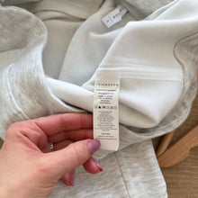 Load image into Gallery viewer, 7 Diamonds Women's Rev Pull On High Rise Cargo Jogger Heather Light Grey L
