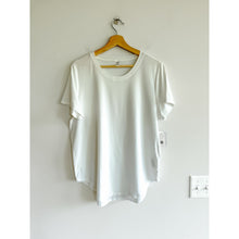 Load image into Gallery viewer, Beyond Yoga Featherweight On The Down Short Sleeve Activewear Top White XL NWT
