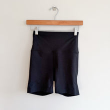 Load image into Gallery viewer, Outdoor Voices High Rise Biker Shorts Black XS
