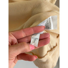 Load image into Gallery viewer, Banana Republic Crew Neck Pullover Long Sleeve T-Shirt Cream S Petite

