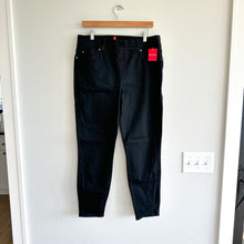 Load image into Gallery viewer, SPANXshape™ Original EveryWear Ankle Skinny Jeans Black XL NWT
