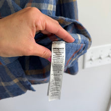 Load image into Gallery viewer, Patagonia Fjord Flannel Plaid Organic Cotton Button Up Shirt Blue S
