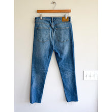 Load image into Gallery viewer, Denim Forum The Yoko High Rise Slim Button Fly Raw Hem Skinny Jeans Blue 30
