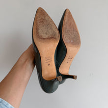 Load image into Gallery viewer, Boden Patent Leather Pointed-Toe Pump Kitten Heels Green 7
