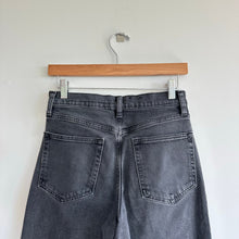 Load image into Gallery viewer, GAP High Rise Stride Wide Leg Jeans Black Size 26/2R
