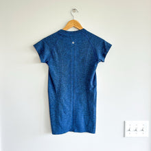 Load image into Gallery viewer, Lululemon Swiflty Tech Short Sleeve Top Blue 6
