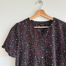 Load image into Gallery viewer, Madewell Studio Ruffle-Hem Top in Starry Night
