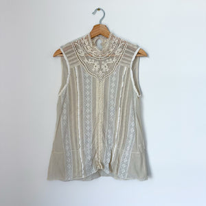 Anthropologie TINY Rosewood Sheer Lace Crochet Sleeveless Mock Neck Blouse M