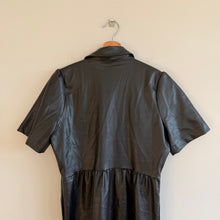 Load image into Gallery viewer, Evereve Elliott Faux Leather Button Front Collared Tiered Midi Dress Black S
