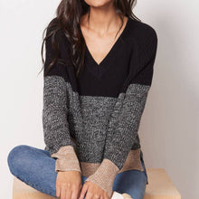 Load image into Gallery viewer, French Connection Lottie Colorblock V-Neck Pullover Sweater Black/Gray M
