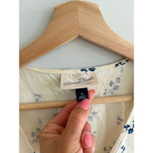 Load image into Gallery viewer, Universal Thread Button Front Floral Print Sleeveless Mini Dress Cream Blue M
