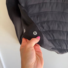 Load image into Gallery viewer, Lululemon Extra Mile Long Sleeve Running Activewear Jacket Black 8 NWT
