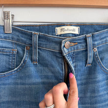 Load image into Gallery viewer, Madewell 11" High Rise Denim Skinny Jeans Maricopa Blue 29
