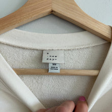 Load image into Gallery viewer, A New Day Puff Balloon Sleeve Pullover Sweatshirt Ivory XS
