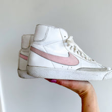 Load image into Gallery viewer, Nike Blazer Mid '77 Athletic High Top Sneakers White Pink 5.5
