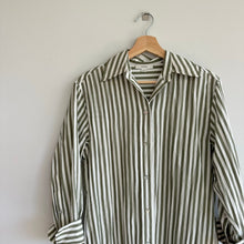 Load image into Gallery viewer, Vince Coast Striped Long Sleeve Shirtdress Green White
