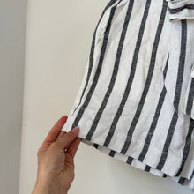 Load image into Gallery viewer, Sanctuary The Artist Island High Rise Casual Paperbag Shorts White/Black 27 NWT

