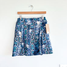 Load image into Gallery viewer, Dona Jo Python Prism Skort L Blue Black NWT
