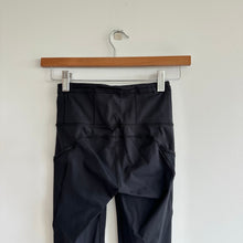 Load image into Gallery viewer, Lululemon Fast And Free 7/8 Tight Leggings Black 2
