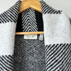 RD Style Buffalo Plaid Open Front Cardigan Sweater Black/White M