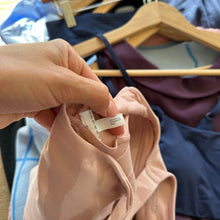 Load image into Gallery viewer, Athleta Warrior Longline Printed Bra Pink Camo S
