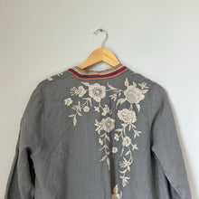 Load image into Gallery viewer, Johnny Was Floral Embroidered 3/4 Sleeve Kimono Gray M
