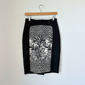 Anthropologie Eva Franco Floral Embroidered Back Slit Pencil Skirt Black 2