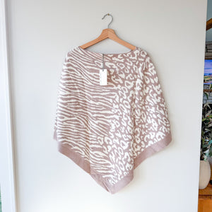 Barefoot Dreams CozyChic Ultra Lite Ocean Breeze Poncho in Faded Rose Animal OS