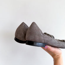 Load image into Gallery viewer, AGL Attilio Giusti Leombruni Suede Snakeskin Embossed Cap Toe Ballet Flat Gray 9
