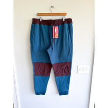 Load image into Gallery viewer, Cotopaxi Abrazo Fleece Colorblock Drawcord Waist Jogger Blue/Brown XXL NWT
