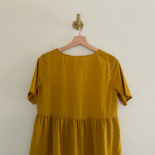 Load image into Gallery viewer, NWT Pieces Tiered V-Neck Short Sleeve Shift Mini Dress Yellow XS
