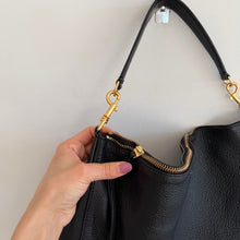Load image into Gallery viewer, Tory Burch Pebbled Leather Zip-Closure Hobo Shoulder Bag Black
