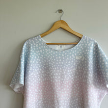 Load image into Gallery viewer, Sol Angeles Ombre Dalmation Slouch Short Sleeve Top Blue L
