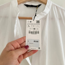 Load image into Gallery viewer, NWT Zara Half Sleeve Henley Neck Lightweight Mini Shirt Dress White L
