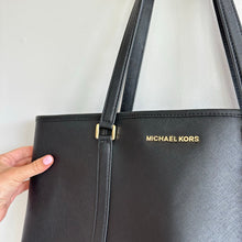 Load image into Gallery viewer, Michael Kors Sady Leather Large Shoulder Bag Black
