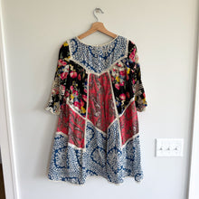Load image into Gallery viewer, Anthropologie Vanessa Virginia Inez Patchwork Crochet Mini Dress Blue Red 0
