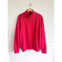 Load image into Gallery viewer, Fairway &amp; Greene Baruffa Merino 1/4 Zip Long Sleeve Windsweater Raspberry Red XL
