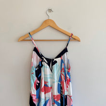 Load image into Gallery viewer, Gibson Leafy Print Sleeveless Pullover Maxi Dress Blue/Pink Petite Small
