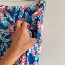 Load image into Gallery viewer, Chubbies Floral Pull On Shorts Hoodie Pullover Set Blue Multi S
