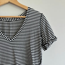 Load image into Gallery viewer, Lululemon Love Tee V-Neck Short Sleeve Top Modern Stripe Heathered Black White 6
