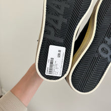 Load image into Gallery viewer, P448 Metallic Skate High Top Lace Up Sneakers Black/Gold 37
