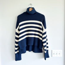 Load image into Gallery viewer, Madewell Wide Rib Turtleneck Sweater Navy White M
