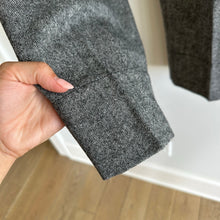 Load image into Gallery viewer, Club Monaco Wool Blend Straight Leg Trouser Pant Gray 2

